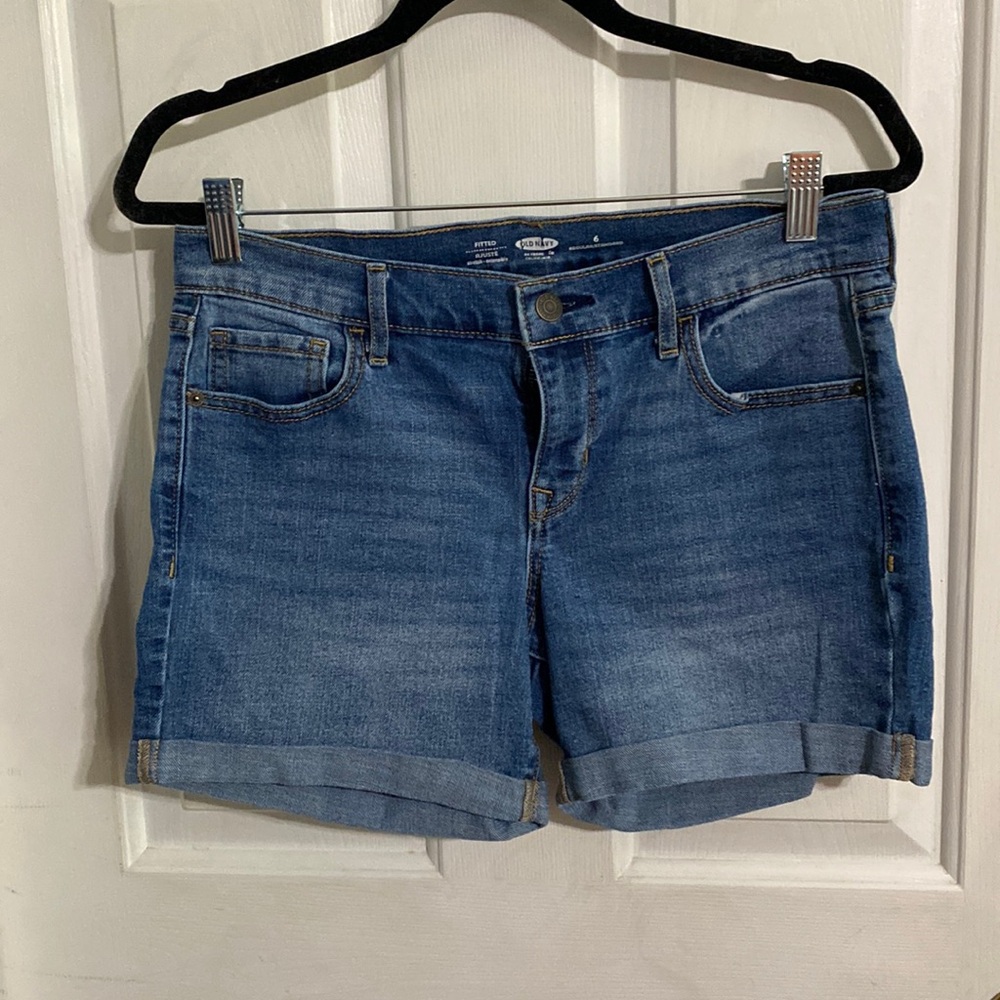 Old Navy Fitted Shorts Size 6